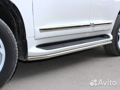 Toyota LC200 защита переднего бампера нержавейка