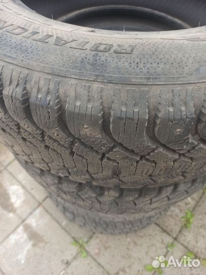 Goodyear UltraGrip 500 245/65 R17 107T