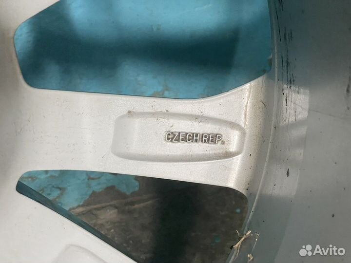 R18 Оригинальные диски Audi Ronal