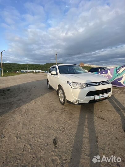 Mitsubishi Outlander 2.4 CVT, 2013, 171 492 км