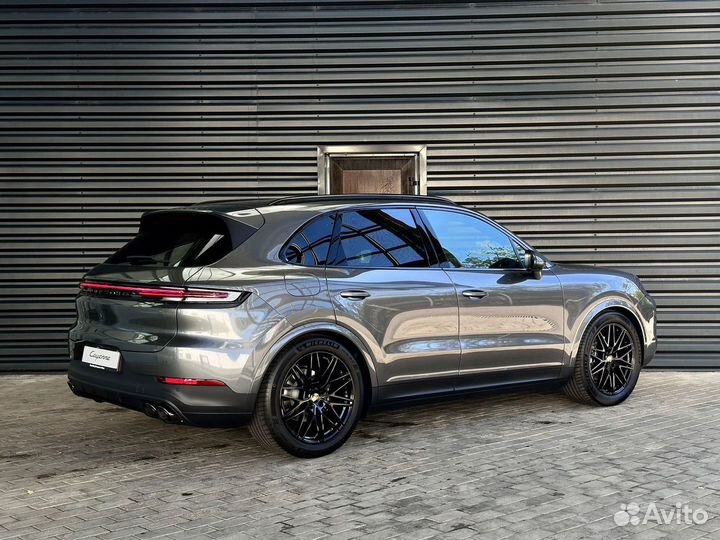 Porsche Cayenne 3.0 AT, 2024