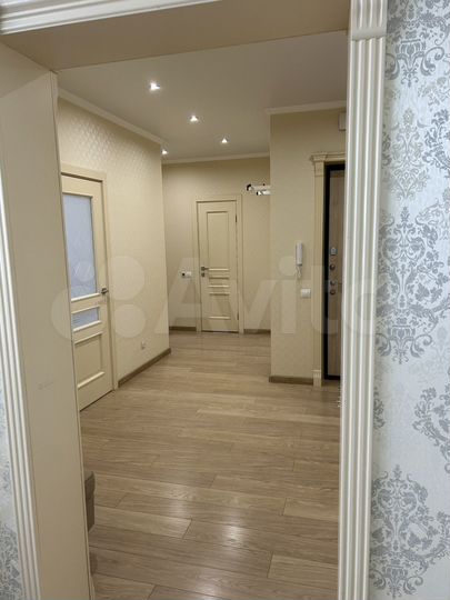 2-к. квартира, 72 м², 14/16 эт.