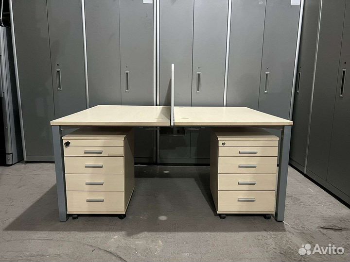 Стол офисный 100 шт