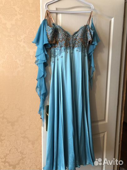 Платье для бальных танцев