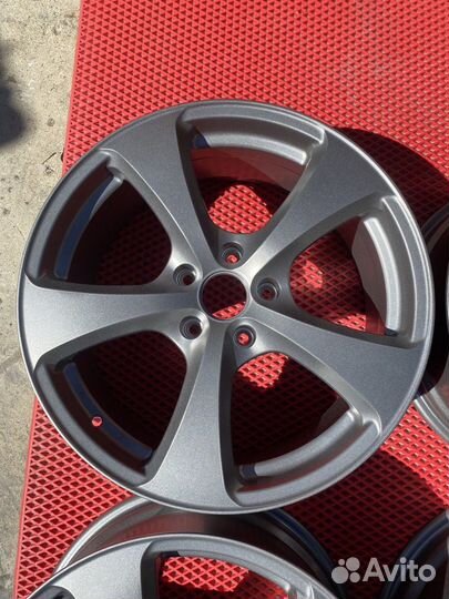 Диски r18 5x114.3