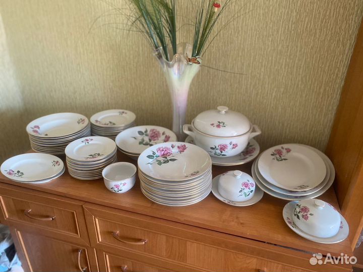 Столовый Сервиз Кахла.73предмета