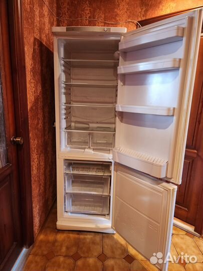 Холодильник Indesit SB185.027