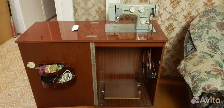 Швейная машина Подольск