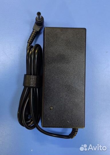 Блок питания для ноутбука asus 19V 4.74A 5.5 x 2.5