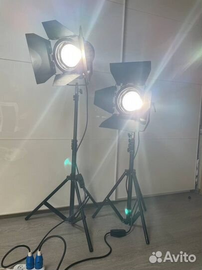 Комплект постоянного света 2 x 1кВт, 2 x 650Вт