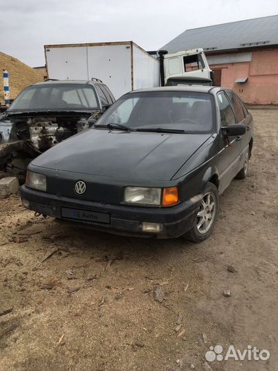 Volkswagen Passat, 1991
