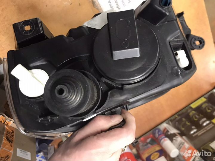 Фара правая renault logan логан