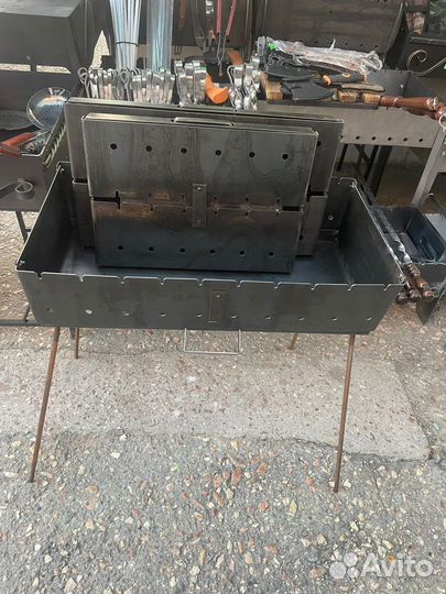 Мангал чемодан на 6-8-10-12 шампуров