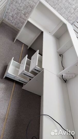 Ресепшн угловой бу