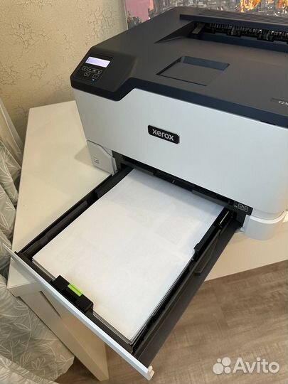 Лазерный цветной принтер xerox c230