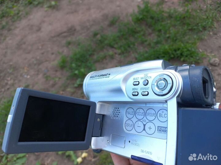 Видеокамера hitachi