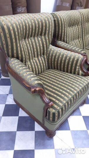 Перетяжка, ремонт и реставрация мягкой мебели