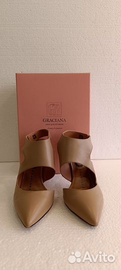 Босоножки кожаные Graciana 39 р