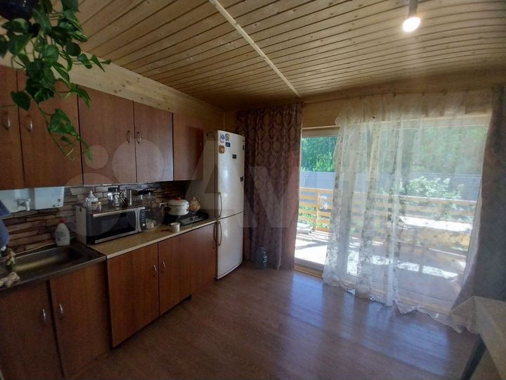 Дом 105 м² на участке 6 сот.