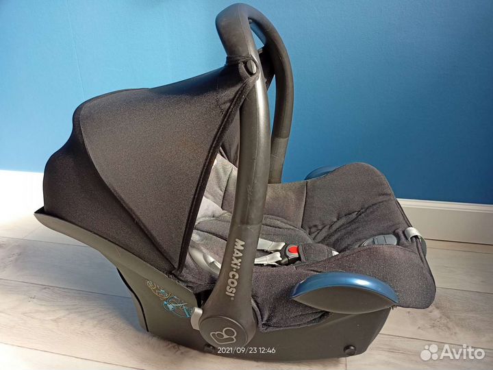 Автолюлька maxi cosi cabriofix