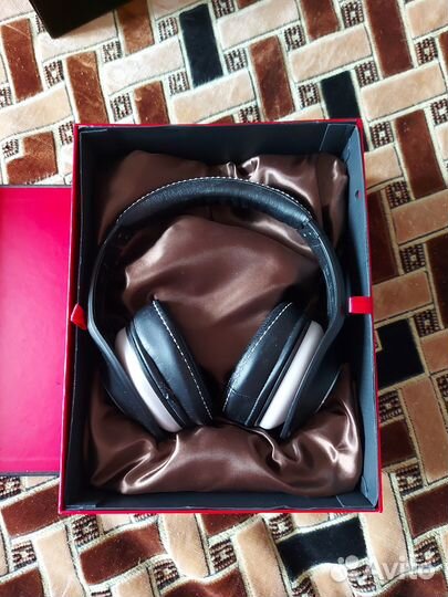 Наушники Denon AH-D600