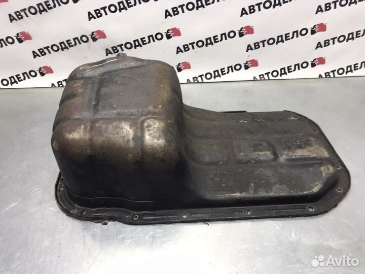 Поддон двигателя Mitsubishi Libero CD5W 1998 г.в