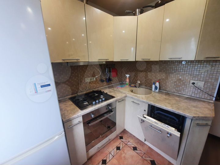 2-к. квартира, 44 м², 5/5 эт.