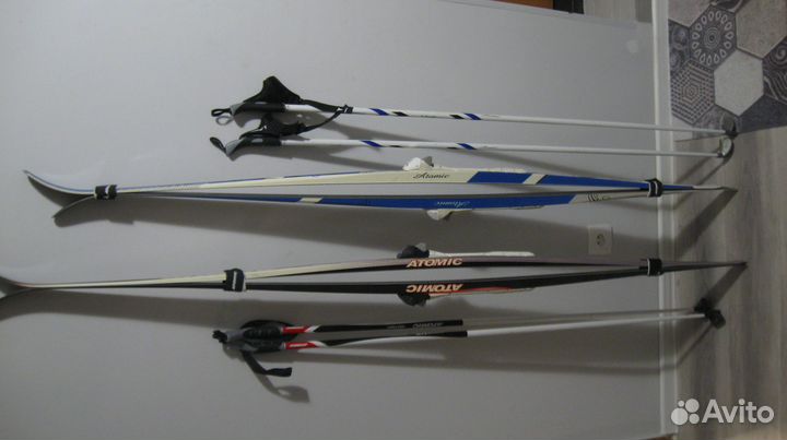 Лыжи беговые Атомик Австрия Два полных комплекта
