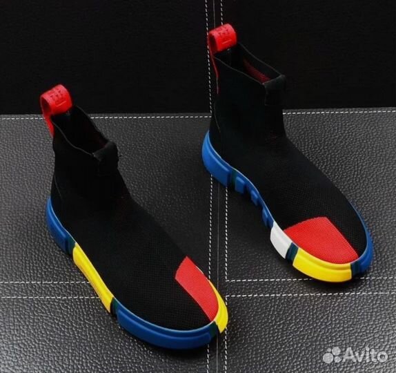 Кроссовки мужские 42 размер новые