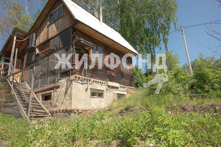 Дача 50,8 м² на участке 3,3 сот.