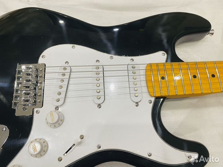 Электро гитара в стиле Fender Stratocaster