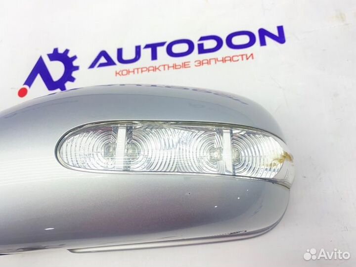 Повторитель поворота в зеркало передний левый