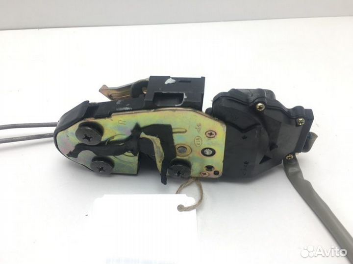 Замок двери задний правый Kia Spectra SD S6D 2006