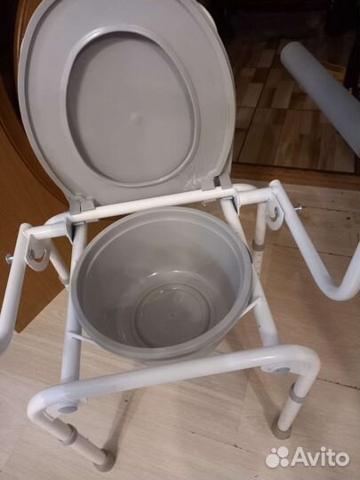 Кресло стул санитарный