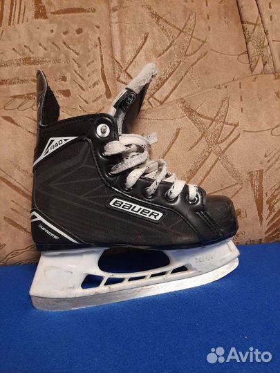 Хоккейные коньки bauer