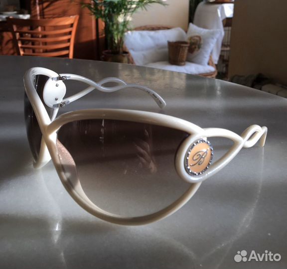 Очки солнцезащитные Blumarine