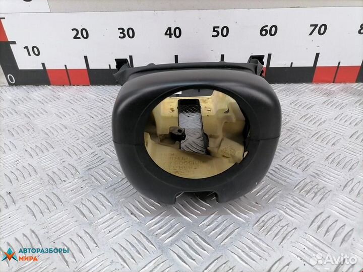 Кожух рулевой колонки Volkswagen Polo 4 2005