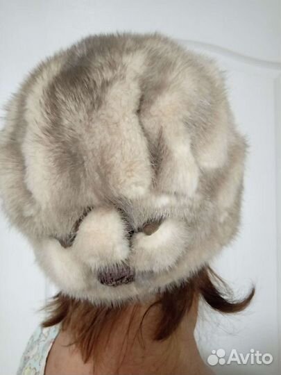 Шапки норковые женские