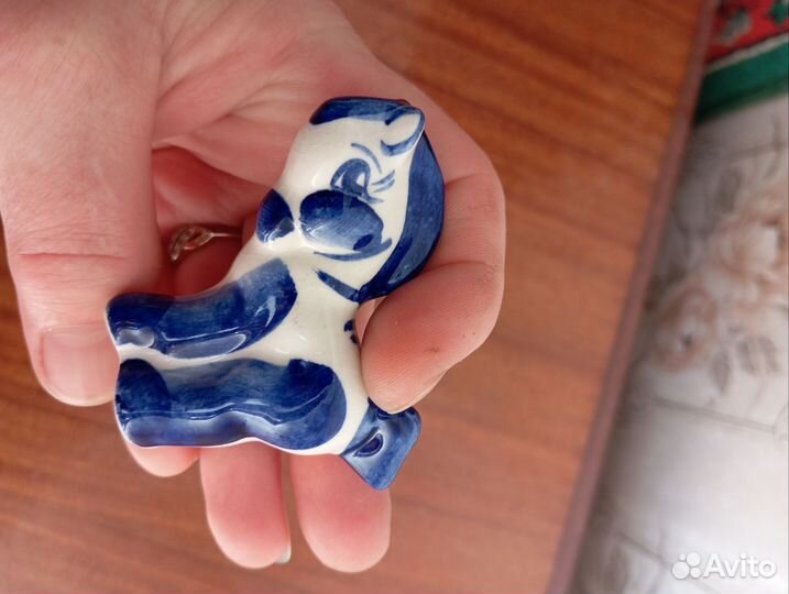 Гжель фигурка лошадка