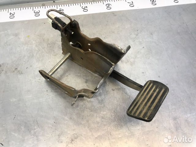 Педаль тормоза Nissan Almera G15 K4M 2012-2018