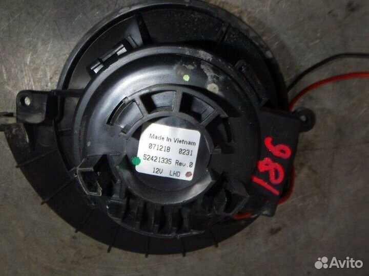 Моторчик отопителя Opel Astra H Z18XER 2008