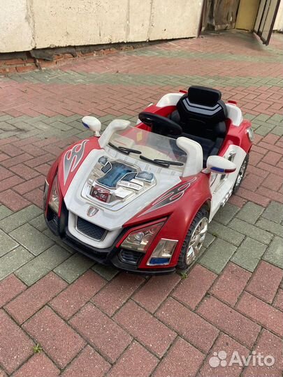 Детский электромобиль