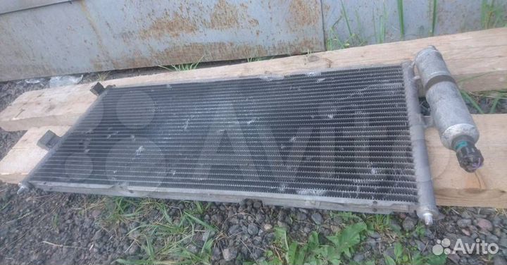 Радиатор кондиционера Nissan Primera P12 2002
