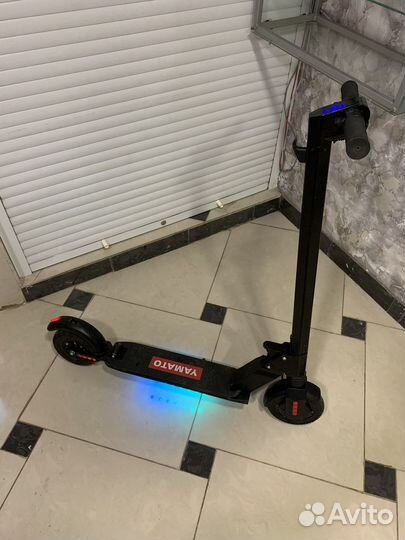 Самокат электрический Yamato