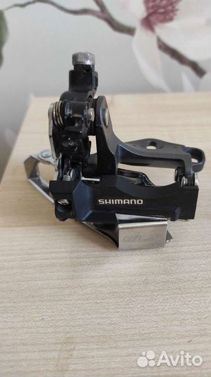 Передний переключатель shimano