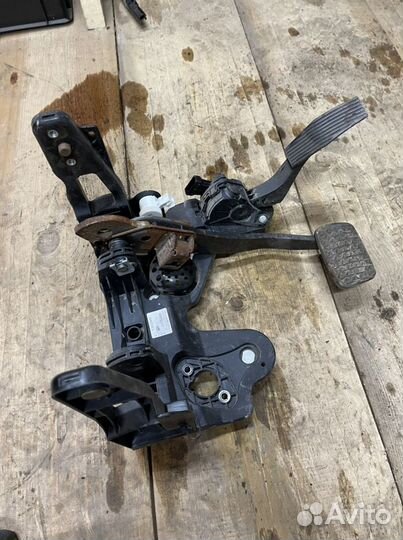 Педальный узел Opel Astra J JTC купе