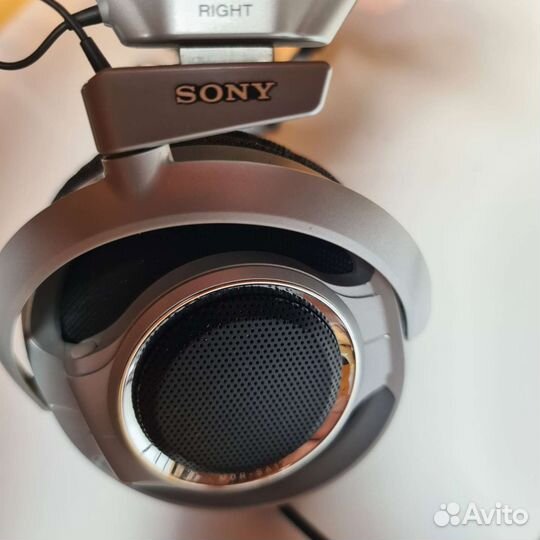 Наушники Sony mdr sa1000