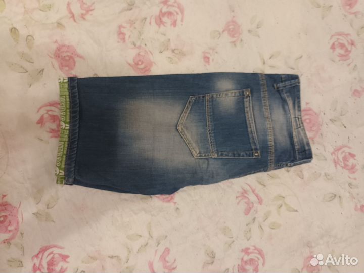 Джинсовые шорты