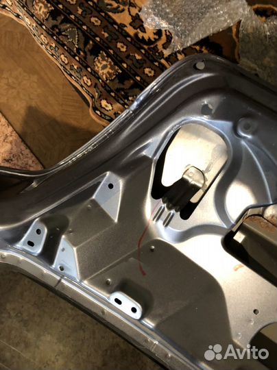 Крышка багажника mitsubishi outlander 1