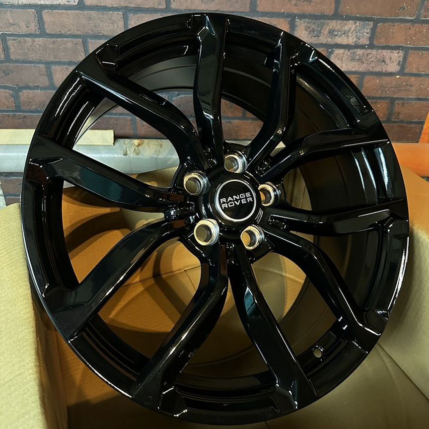 Литые диски Land Rover 9.5×R22 5×108
